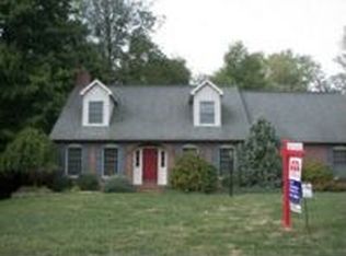 1301 Hunters Ridge Ct, Evansville, IN 47725