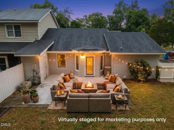 140 Rollingwood Dr, Dunn, NC 28334