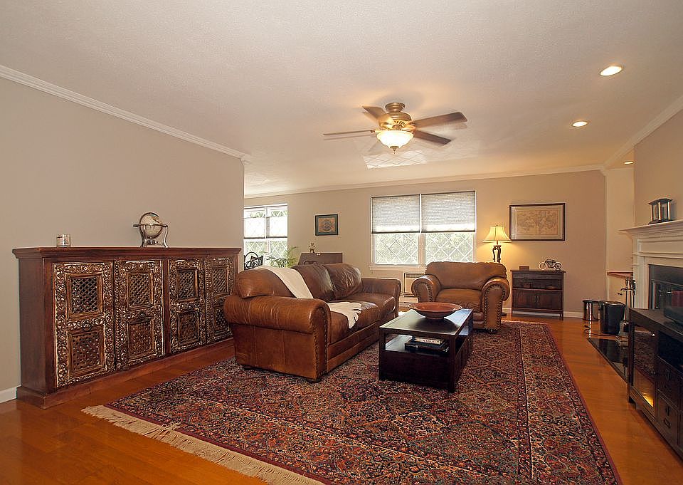 1st image of 399 Sierra Vista Ln
