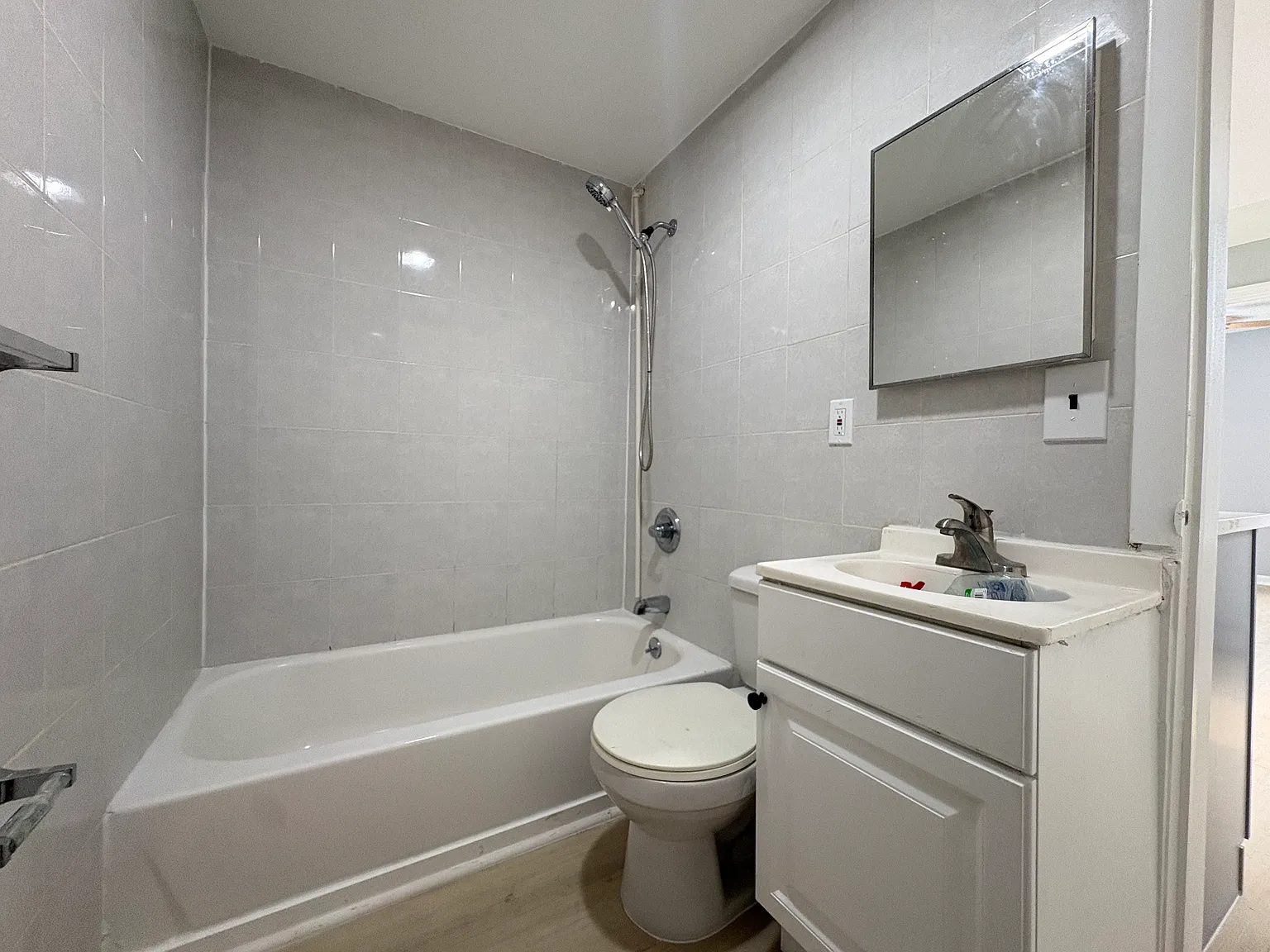 Studio, 500 sqft, $2,000 — Photo 3