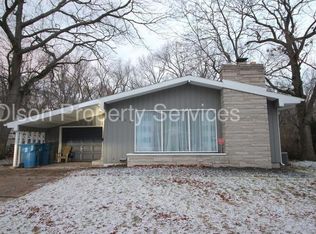 8421 Lakewood Ave, Gary, IN 46403