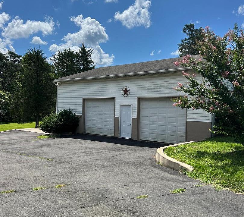 2nd image of 11565 Bristersburg Rd