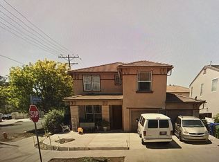 19500 Runnymede St, Reseda, CA 91335