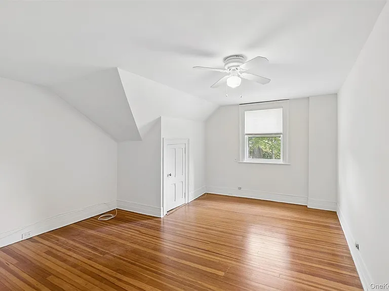 208A Wheatley Rd — Photo 28