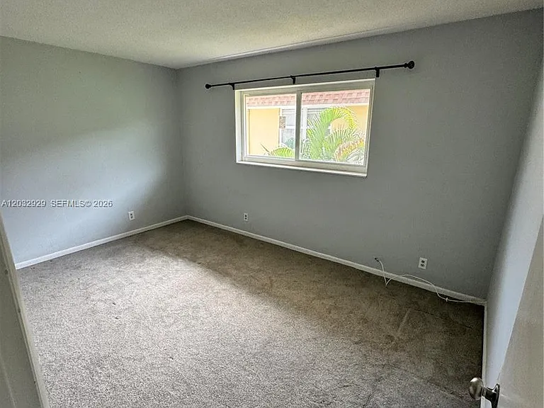 2701 NE 1st St #203 — Photo 5