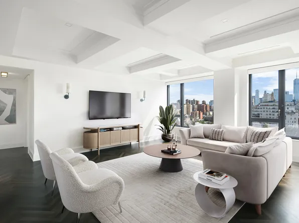 150 West 12th Street image 1 of 15