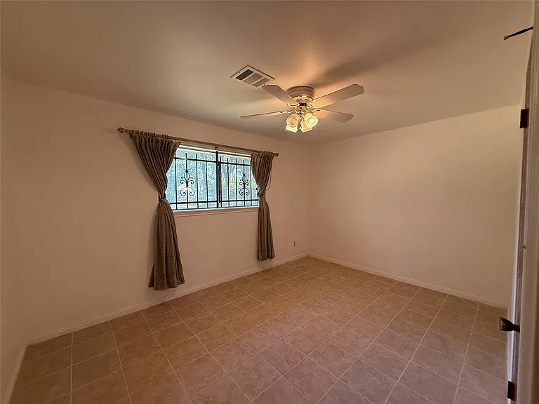 7325 Ley Rd — Photo 29
