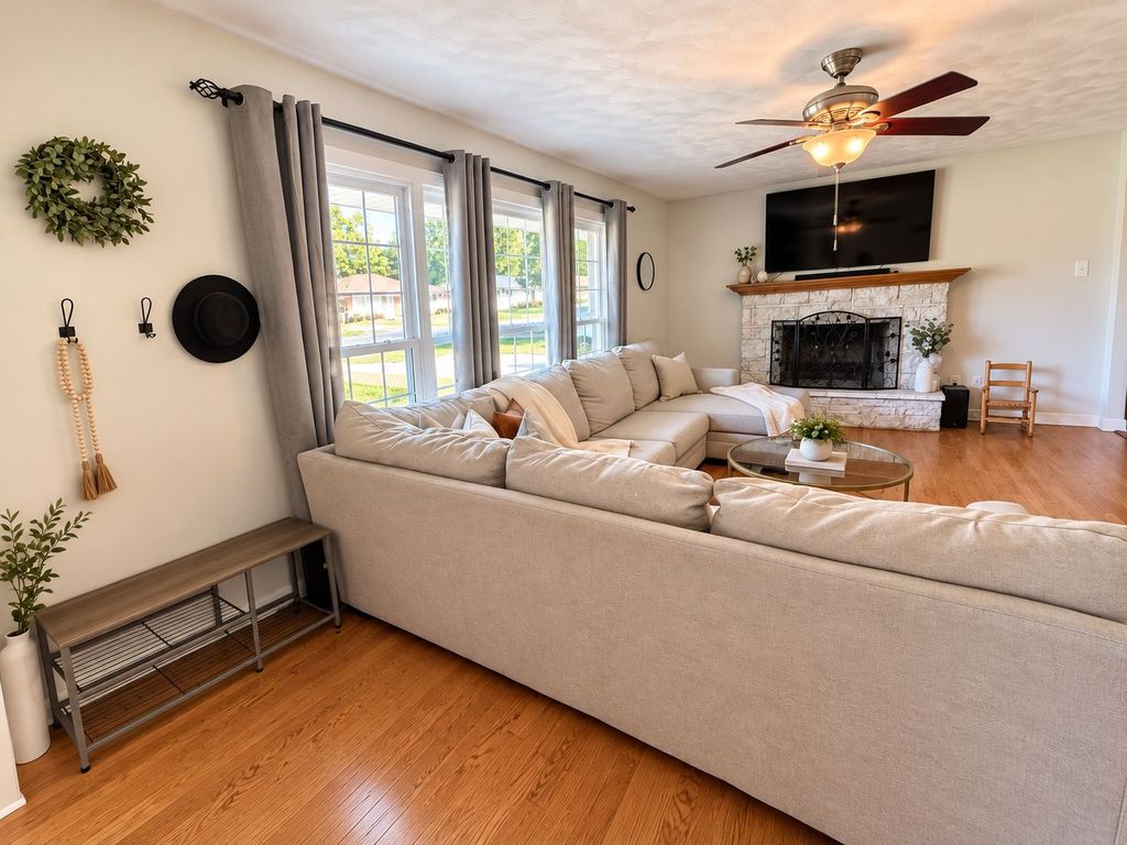 450 Dianne Ave - Property Image