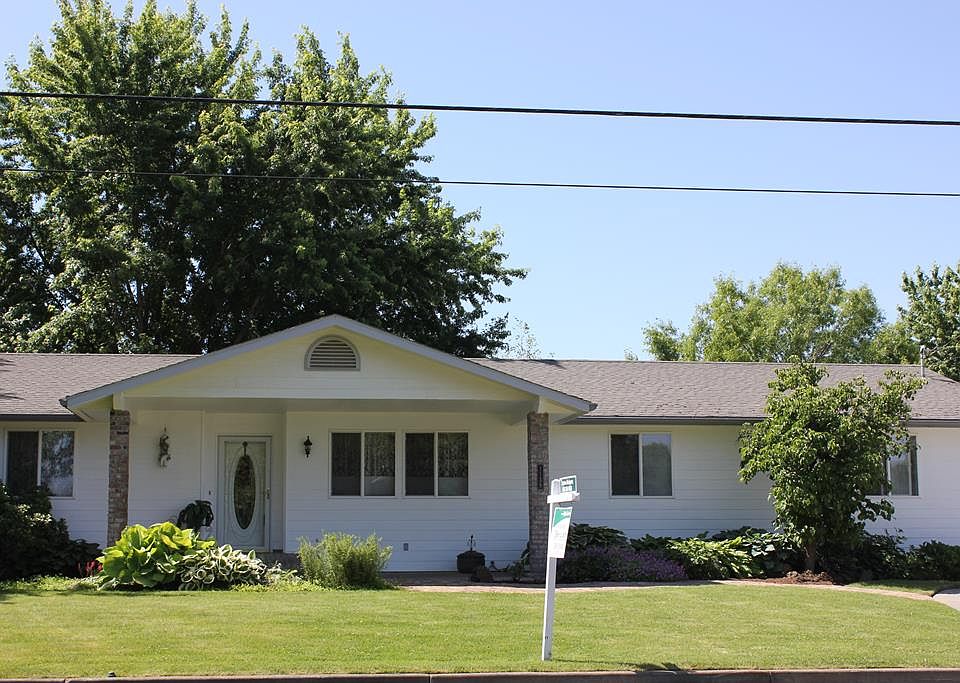 1st image of 1139 Wallula Ave