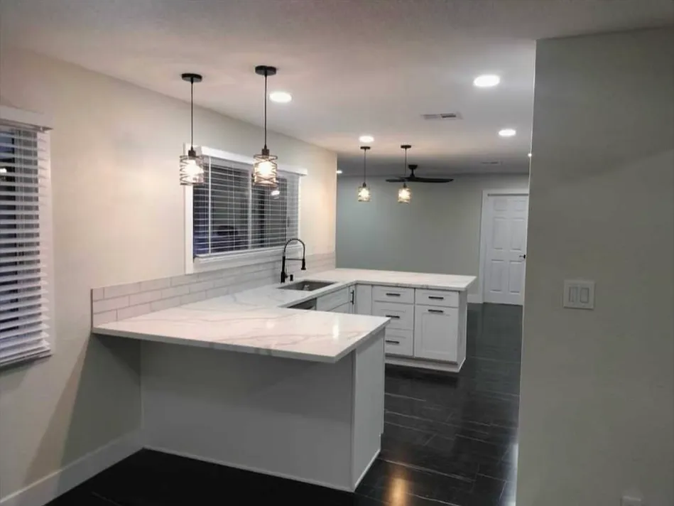 4 bed, 1745 sqft, $2,500 — Photo 3