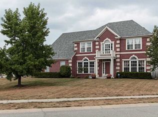 14707 Chamberlain Dr, Westfield, IN