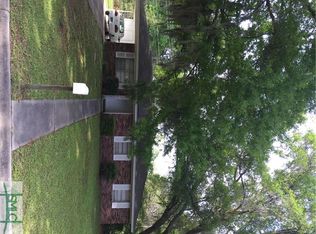 20 San Anton Dr, Savannah, GA 31419