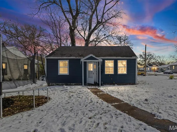 800 Lindy Ct, East Saint Louis, IL 62205