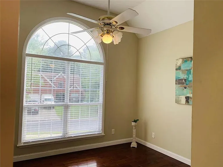 5365 Derby Chase Ct — Photo 24