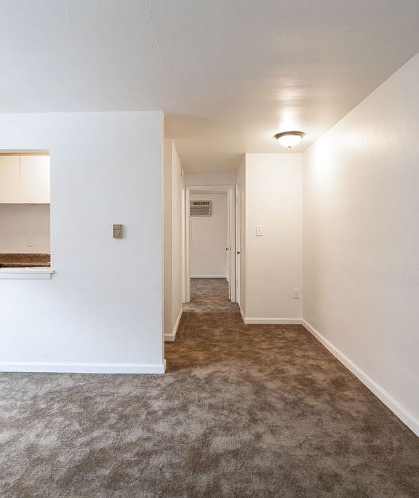 Brookside Apartments 10051015 Willowbrook Dr Greensburg PA Zillow