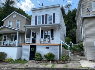 425 2nd St, Port Carbon, PA 17965