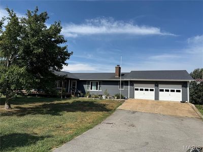 24253 Parade Dr, Lebanon, MO, 65536