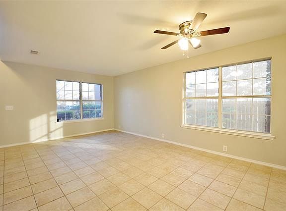 4th image of 103 Hideaway Ct