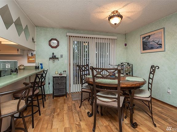 4th image of 21302 118th Street Ct E