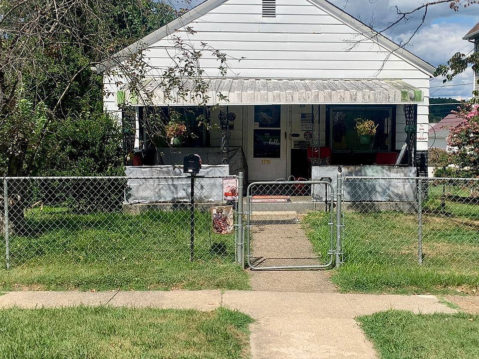 2nd image of 1715 Poplar St