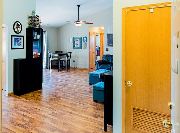 2nd image of 6845 Forestview Dr APT 3D