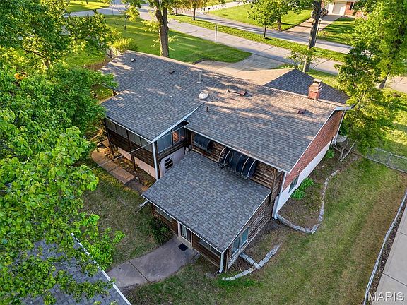 3rd image of 2948 Oldewick Dr