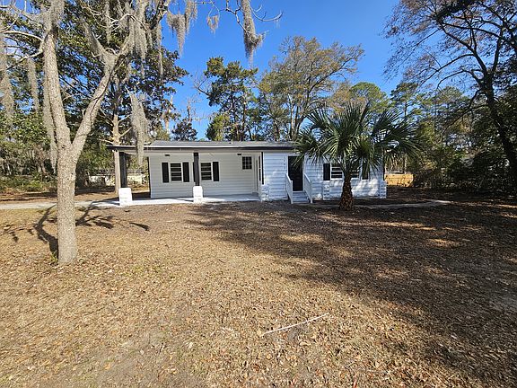 5th image of 2202 Bacon Park Dr