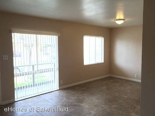 2nd image of 2320 Fremont St