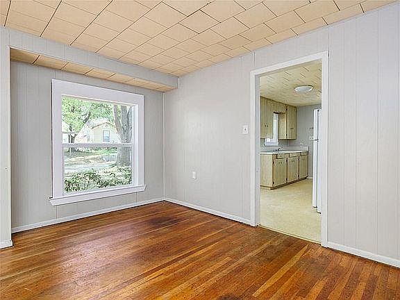 4th image of 405 Boyd Ave