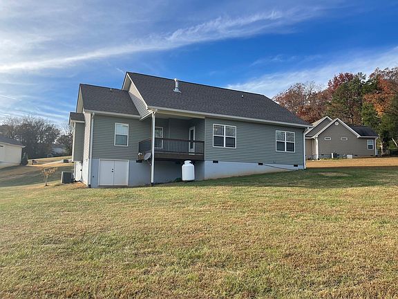 5th image of 178 Penny Hill Ln NE