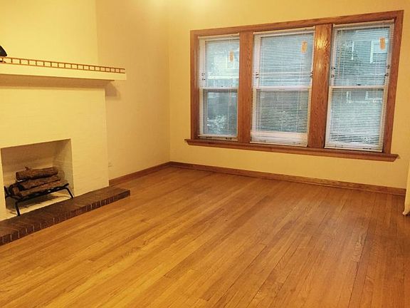 3rd image of 1019 Dempster St #10211W