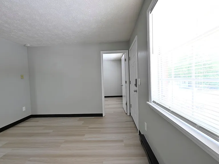 26 Sunnyslope Dr #26M — Photo 4