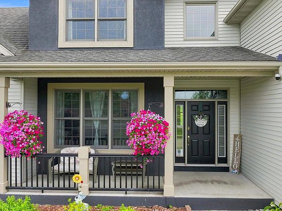 3rd image of 9875 AMBER DRIVE