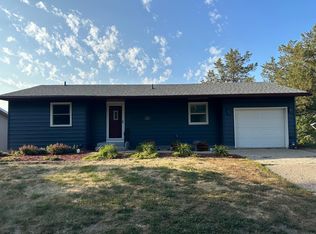 237 Birch St NE #A, New London, MN 56273