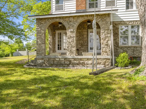 307 College Ave E, Carthage, TN 37030
