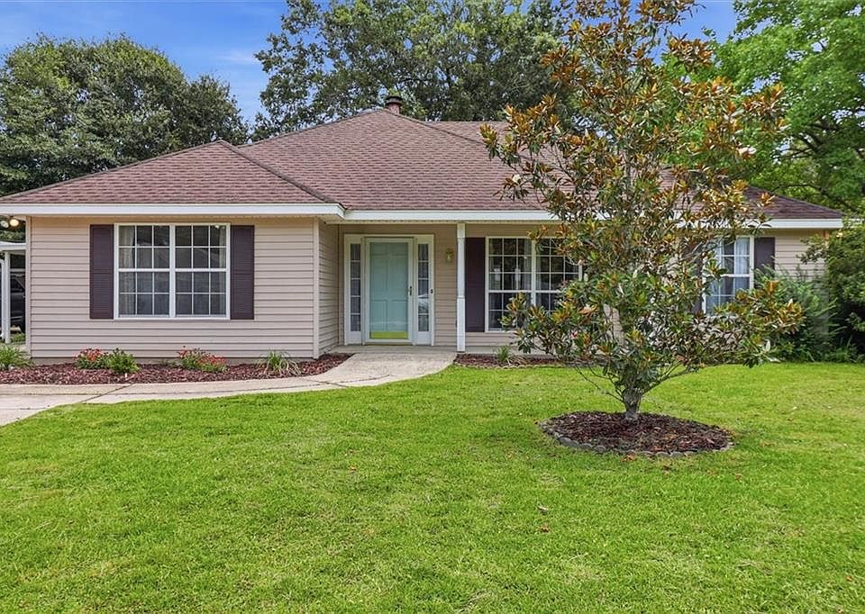 1st image of 71232 Lake Placid Dr