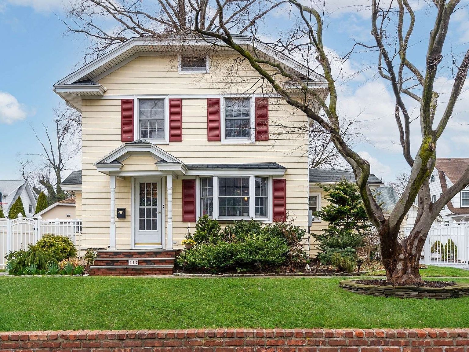 117 Villa Place, Roslyn Heights, NY 11577 Zillow