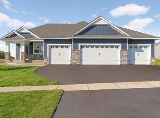 19790 Hamburg Ave, Lakeville, MN 55044