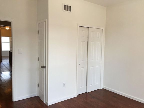 2nd image of 2060 2nd Ave Frnt 2