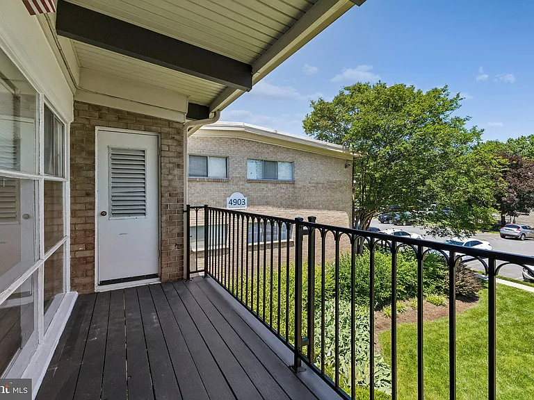 4901 Americana Dr #204 — Photo 24