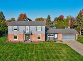 7342 Glen Eagle Dr, Bay City, MI 48706