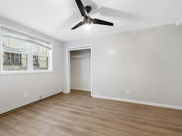 77 Sherman Place image 12 of 19