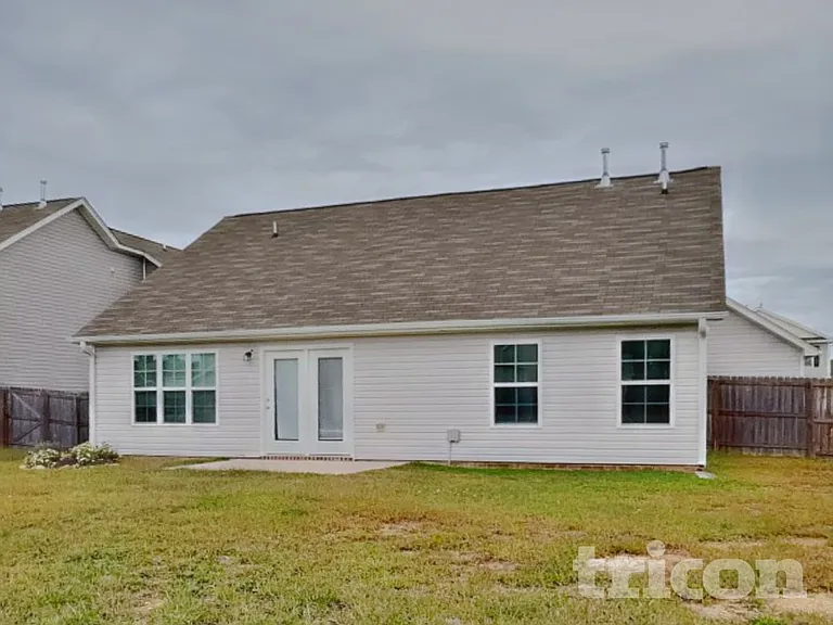 219 Plains Dr — Photo 15