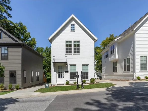 251 S Church Ave, Fayetteville, AR 72701