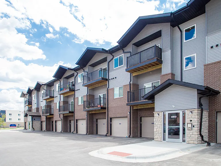 Latitude 41 — Photo 28