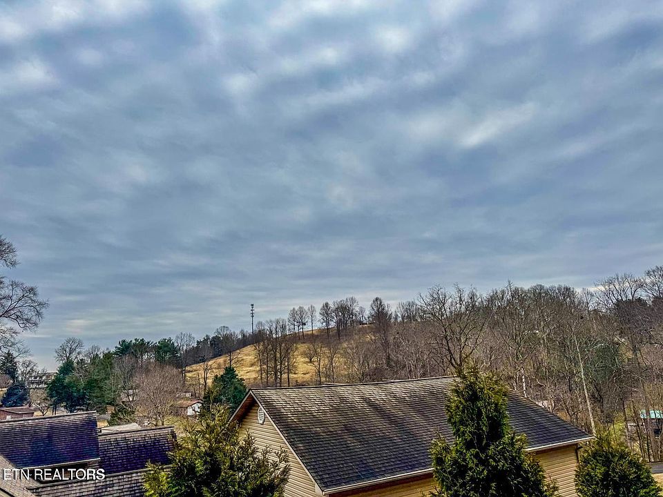 2nd image of Madison Cir