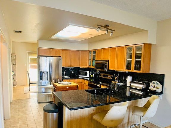 5th image of 226 E Houston St #222-A