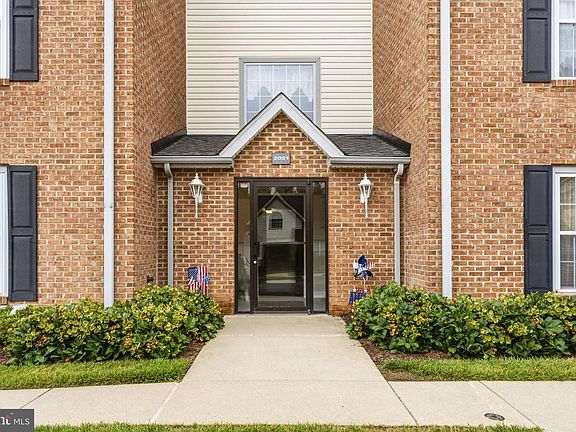 3rd image of 2031 Rudy Serra Dr Unit 2D