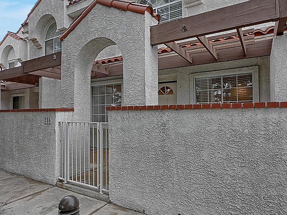 2nd image of 286 Camino Cortina