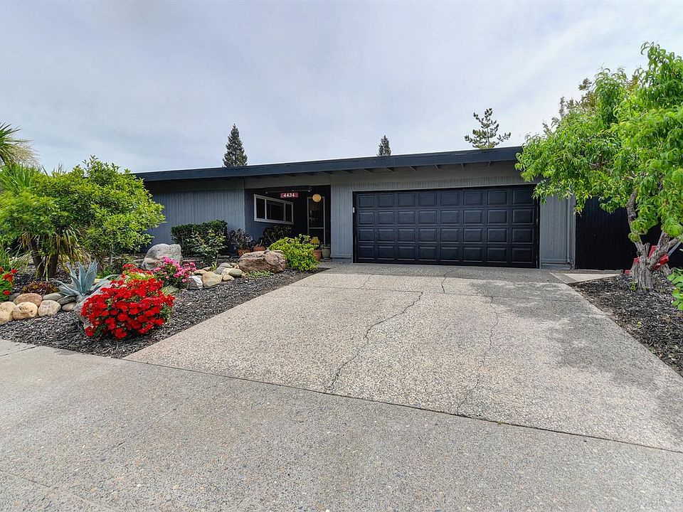 1st image of 4434 Park Green Ct